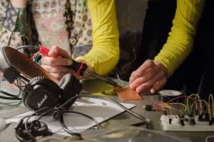 Warsztaty Oramics Sound Lab: how to synth? 