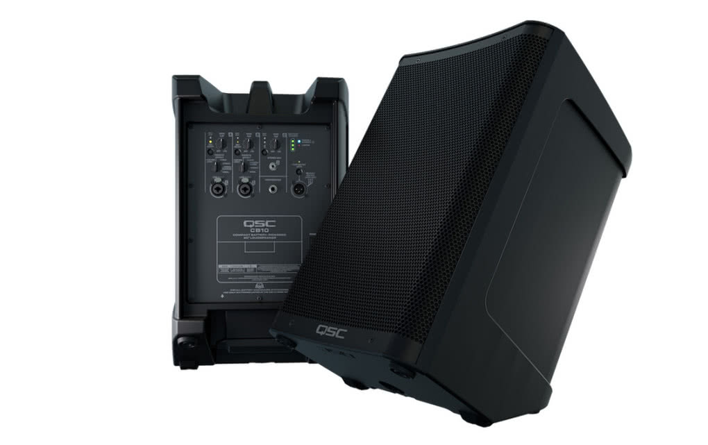 QSC przedstawia CB10 — kompaktowy, zasilany bateryjnie system głośnikowy o profesjonalnej mocy
