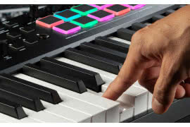 Oxygen Pro 61 - klawiatura sterująca MIDI