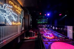 Klubowe granie na miarę XXI wieku. System L-Acoustics w klubie Sketch NITE 