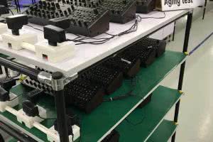 Behringer K-2. Semi-modularny klon Korga MS-20 