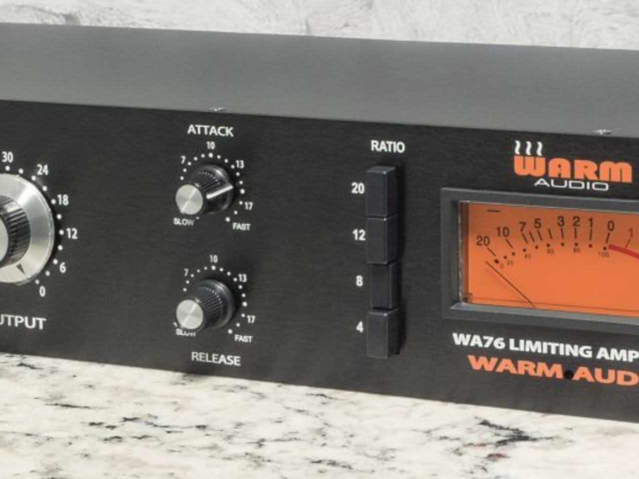 WARM AUDIO WA76 コンプレッサー　数回のみ使用　美品 WARM AUDIO WA76 コンプレッサー 数回のみ使用 美品 Warm Audio WA76-D