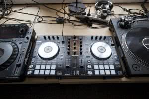 Spinlab - Ucz się ucz, bo nauka to do DJ-ingu klucz 