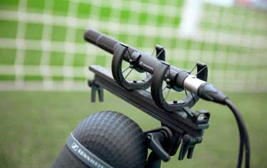  Sennheiser wprowadził na rynek MKH 8018 – kompaktowy mikrofon stereofoniczny typu shotgun 