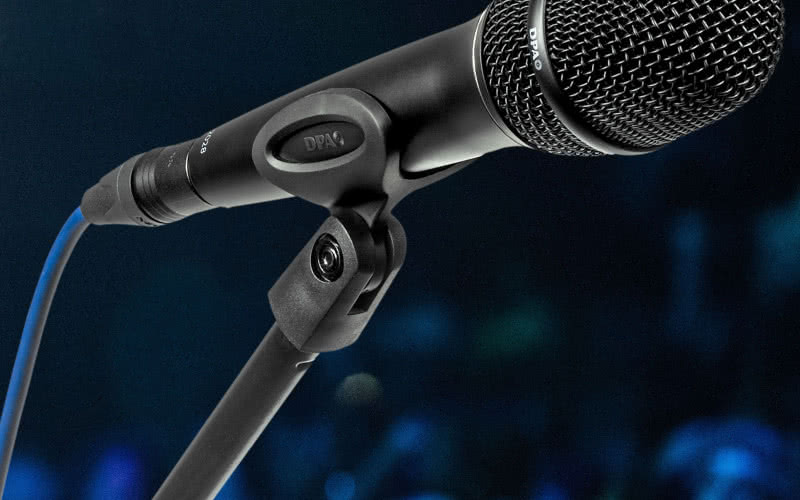 2028 - sceniczny mikrofon pojemnościowy