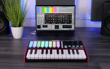 Akai APC mk2 - tanie kontrolery do Abletona 