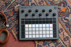 Circuit Rhythm - sampler