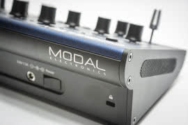 Cobalt 8M - syntezator polifoniczny
