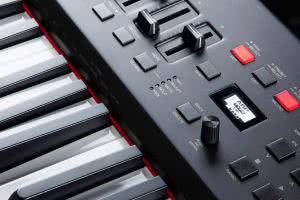 Hammer 88 Pro - klawiatura główna i kontroler MIDI 