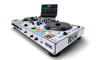 RANE prezentuje ONE MKII – nowy standard wśród kontrolerów DJ-skich z silnikowymi talerzami 