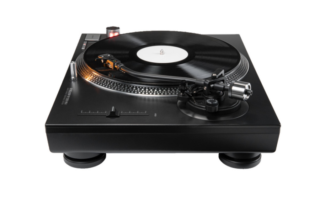 Reloop RP-2000 MK4 – gramofon z napędem bezpośrednim i wkładką Ortofon