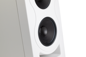 Białe monitory studyjne Kali Audio IN-5 są znowu dostępne w Polsce! 