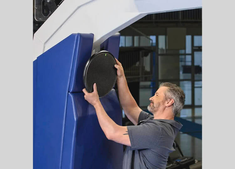 Shure prezentuje DCA901 – pierwszą cyfrową matrycę mikrofonową stworzoną z myślą o broadcastingu