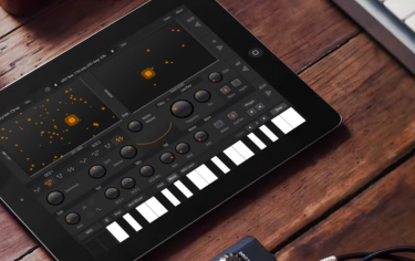 Mobilny producent: Synth One i SpaceCraft Granular Synth 
