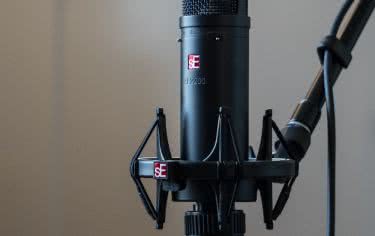 sE Electronics sE2200 